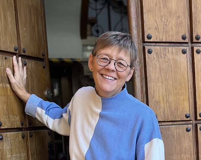 Friederike Lutz lächelt in die Kamera