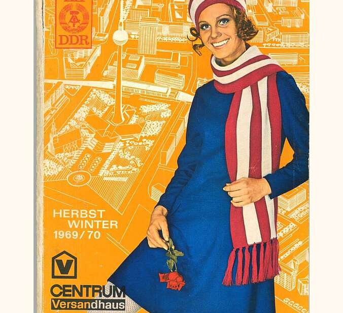 Die Vorderseite eines Versandkataloges.