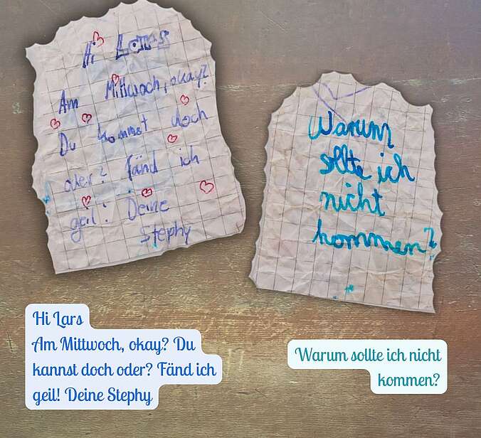 Vorder- und Rückseite eines karierten beschriebene Zettels.